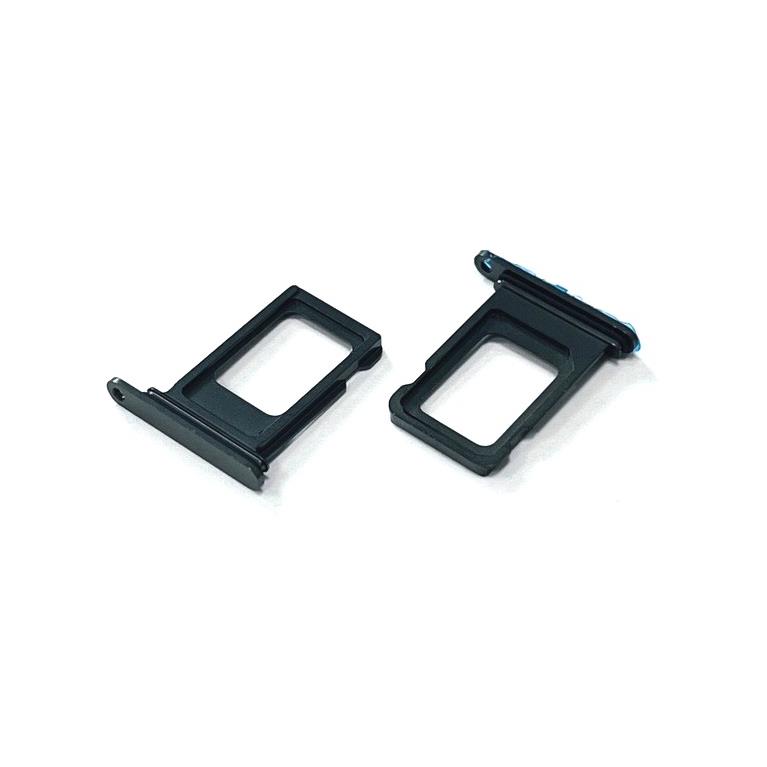 SZUFLADKA KARTY SIM IPHONE 15 PRO 2023 BLACK-15906